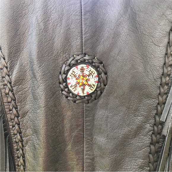 Like New! Fringed leather vest! - Picture 13 of 16